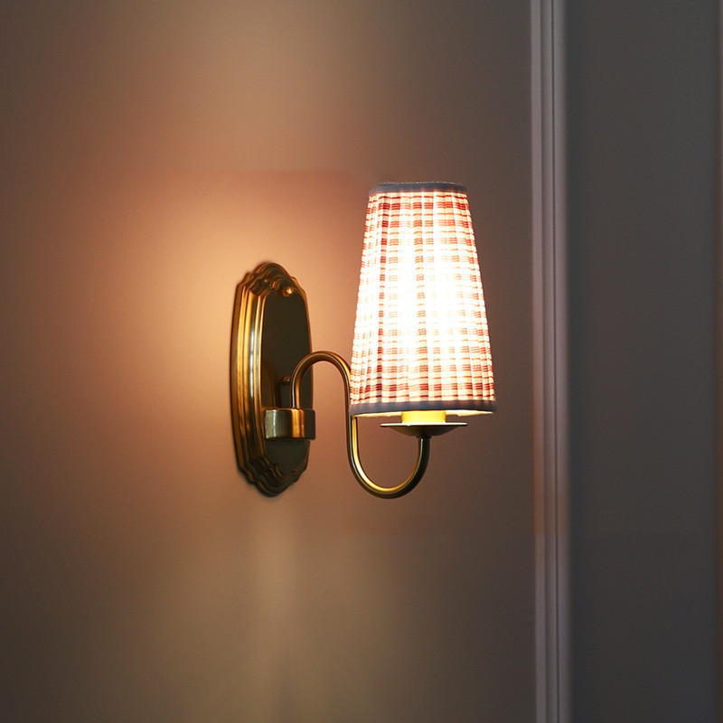 โคมไฟติดผนังผ้าสไตล์เรโทร สีบร - Elements Lighting Decor บทวิจารณ์และราคา